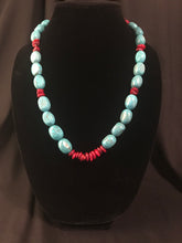 Load image into Gallery viewer, 1980’s single strand large stone beaded necklace of block material
