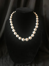 Load image into Gallery viewer, Vintage large to medium size Alpaca bead 21&quot; necklace.
