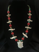 Load image into Gallery viewer, Single strand necklace with turtle w/ multistones (damaged item)
