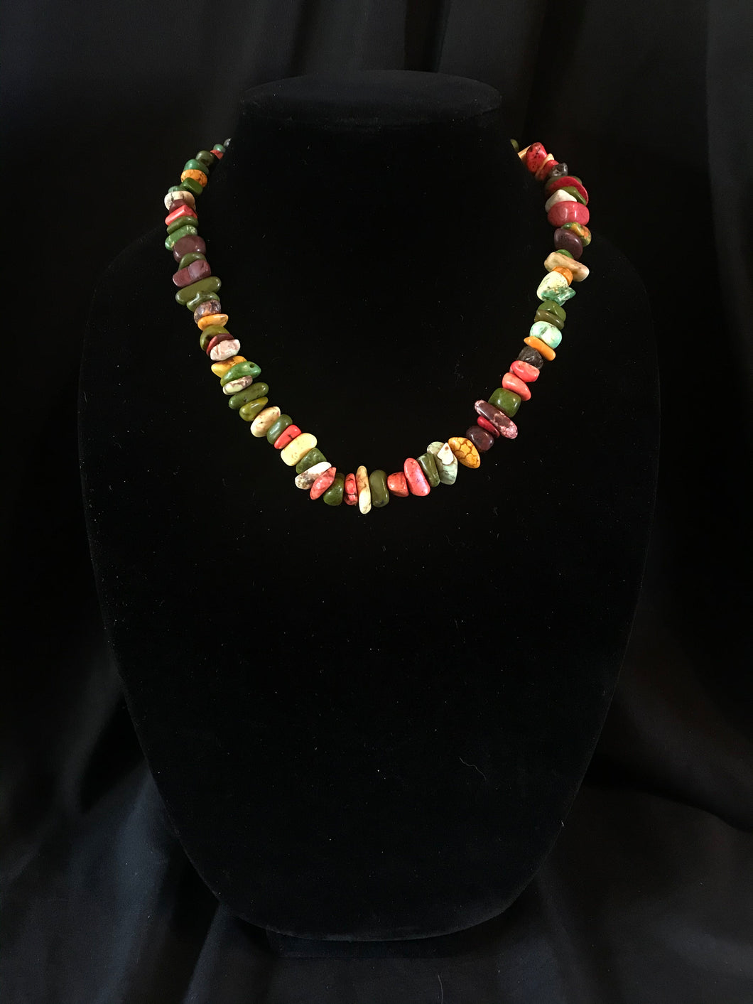 Single strand of multi-stone/multi-type stone necklace