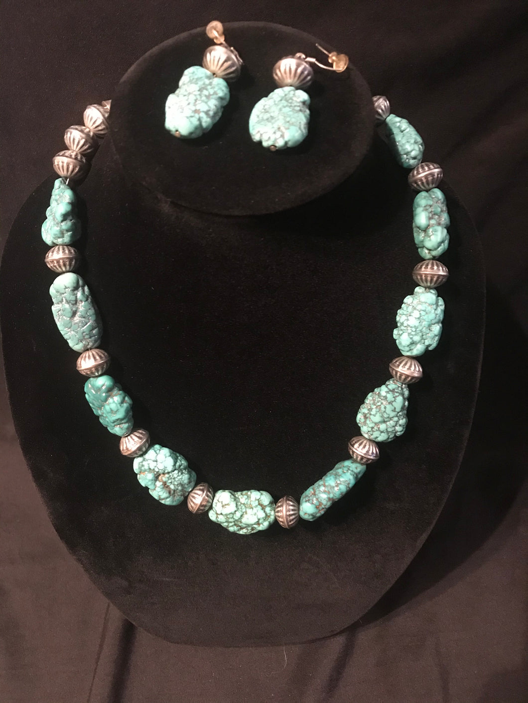Single strand large turquoise nugget necklace and earrings