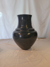 Load image into Gallery viewer, Bear Paw Black Pot by Margaret Tafoya, Santa Clara
