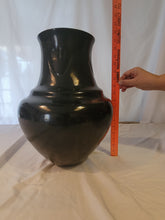Load image into Gallery viewer, Bear Paw Black Pot by Margaret Tafoya, Santa Clara

