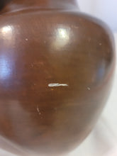 Load image into Gallery viewer, Navajo polished brown water jar with fire clouds by Alice Cling
